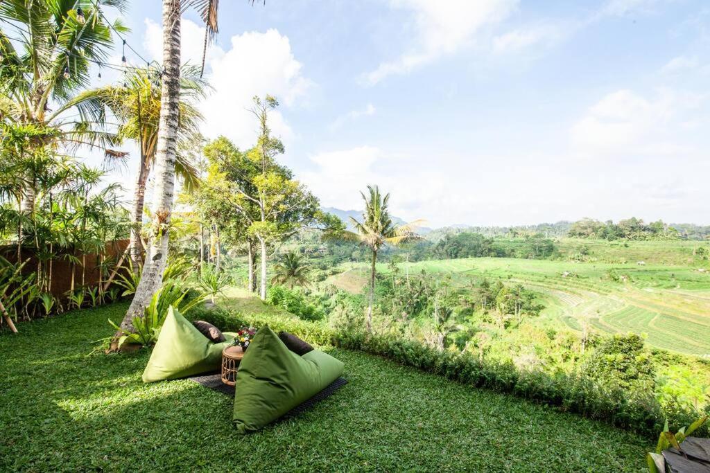Magic Hills Bali - Magical Eco-Luxury Lodge Selat Экстерьер фото